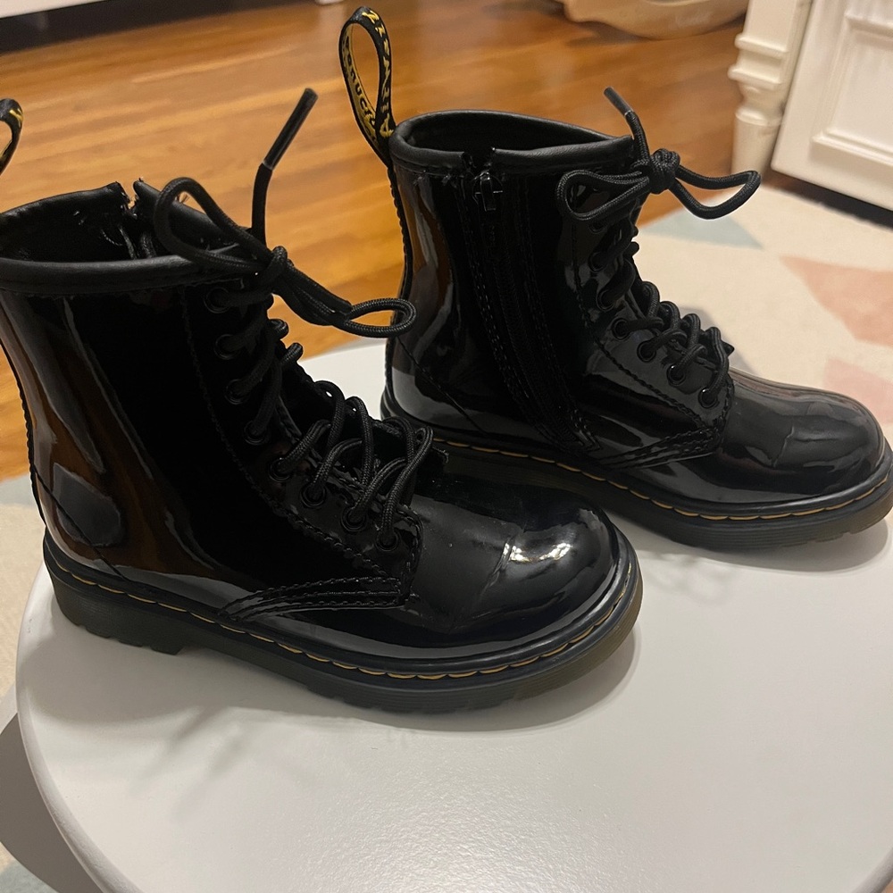 Toddler size 9 black doc marten’s. Never worn!